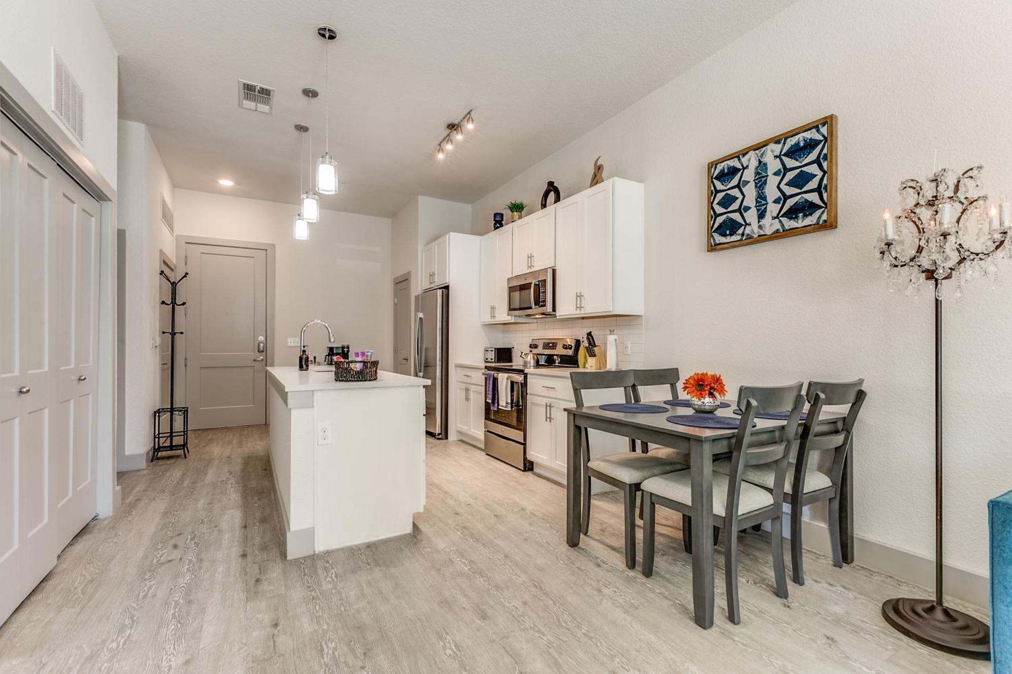 Lush Downtown Condo On Riverwalk W King Ste, Free Parking, Pet Friendly, Centrally Located On Riverwalk San Antonio Eksteriør bilde